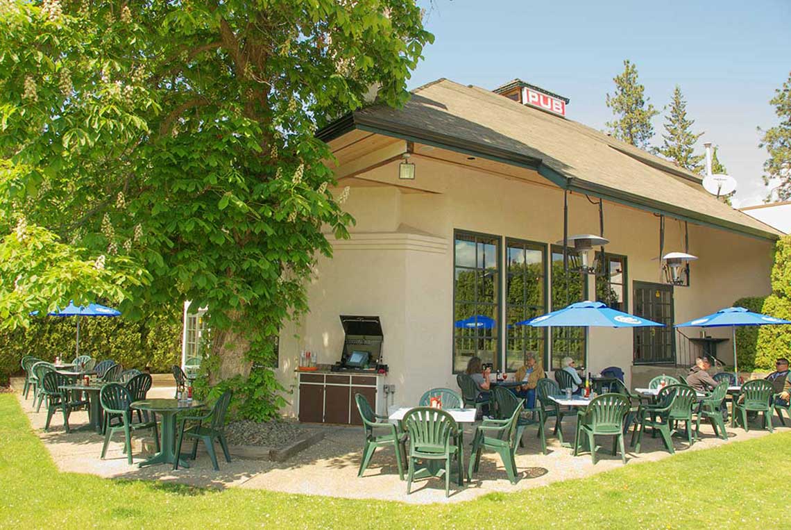 image of McCulloch Station Pub Patio
